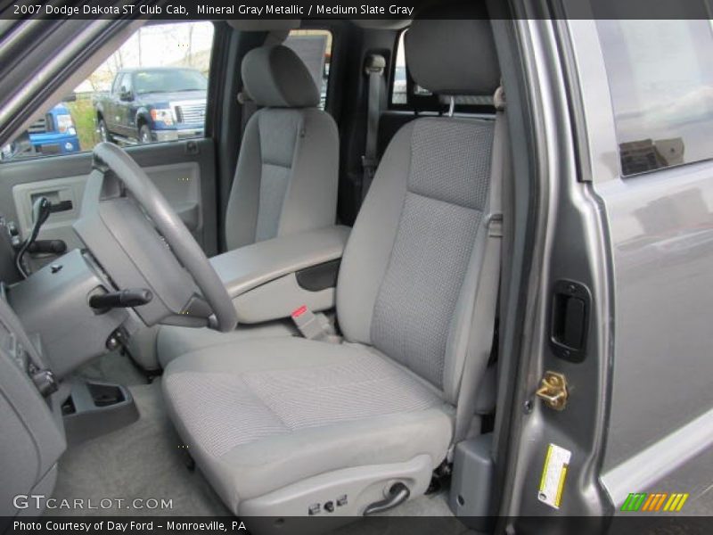 Mineral Gray Metallic / Medium Slate Gray 2007 Dodge Dakota ST Club Cab