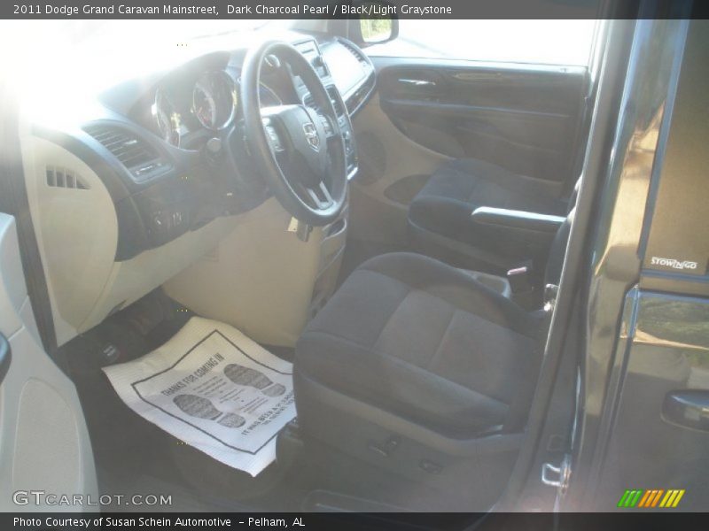 Dark Charcoal Pearl / Black/Light Graystone 2011 Dodge Grand Caravan Mainstreet