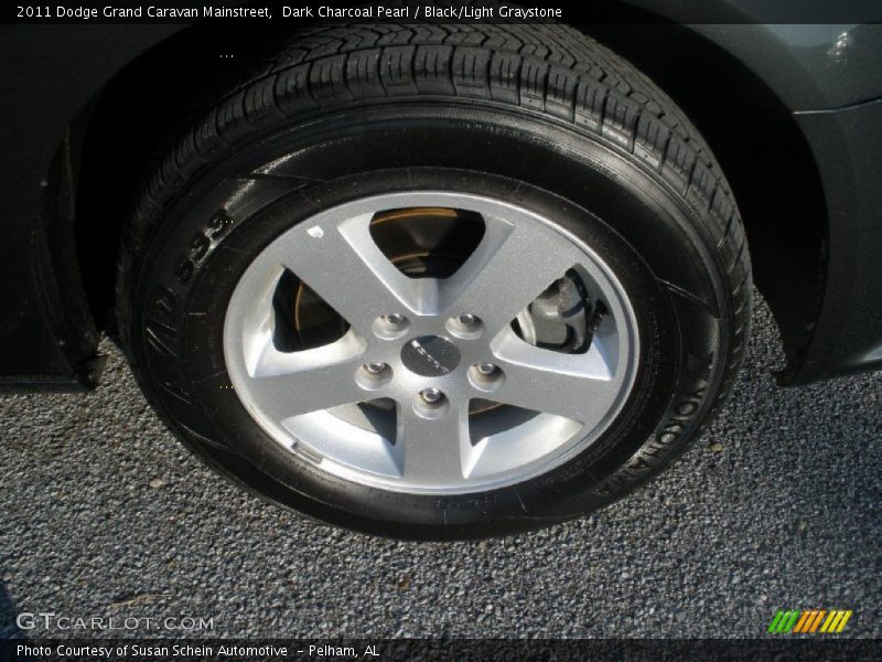 Dark Charcoal Pearl / Black/Light Graystone 2011 Dodge Grand Caravan Mainstreet