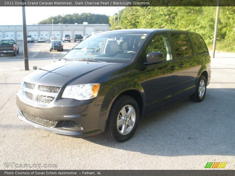 Dark Charcoal Pearl / Black/Light Graystone 2011 Dodge Grand Caravan Mainstreet