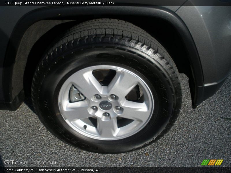 Mineral Gray Metallic / Black 2012 Jeep Grand Cherokee Laredo