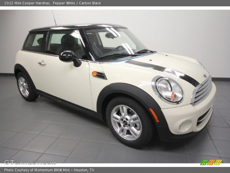Pepper White / Carbon Black 2012 Mini Cooper Hardtop