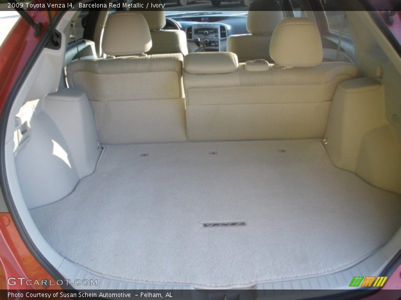 Barcelona Red Metallic / Ivory 2009 Toyota Venza I4