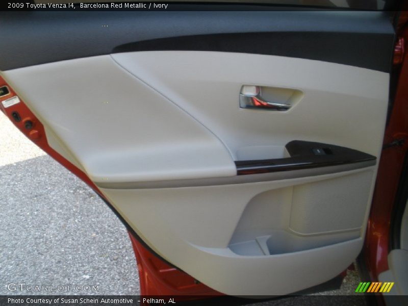 Barcelona Red Metallic / Ivory 2009 Toyota Venza I4