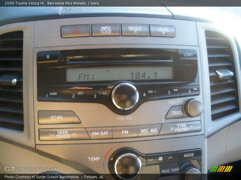 Barcelona Red Metallic / Ivory 2009 Toyota Venza I4