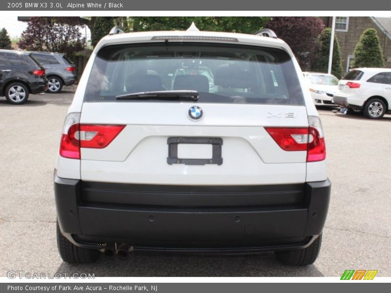 Alpine White / Black 2005 BMW X3 3.0i