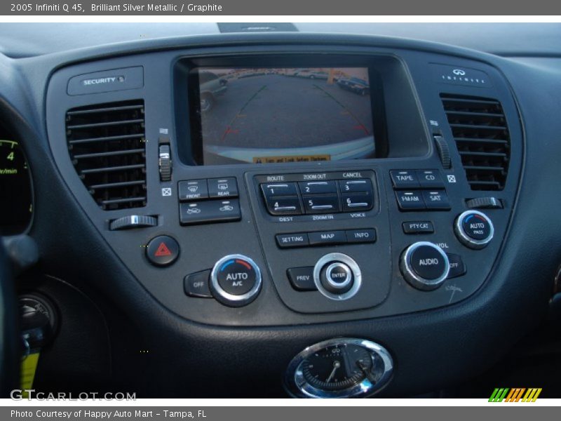 Brilliant Silver Metallic / Graphite 2005 Infiniti Q 45