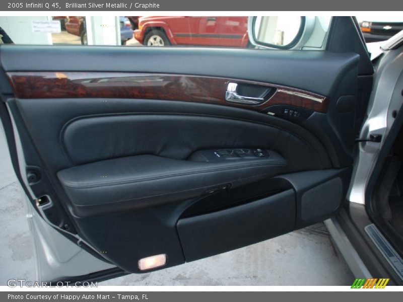 Brilliant Silver Metallic / Graphite 2005 Infiniti Q 45