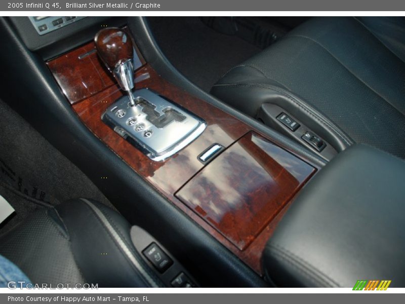 Brilliant Silver Metallic / Graphite 2005 Infiniti Q 45