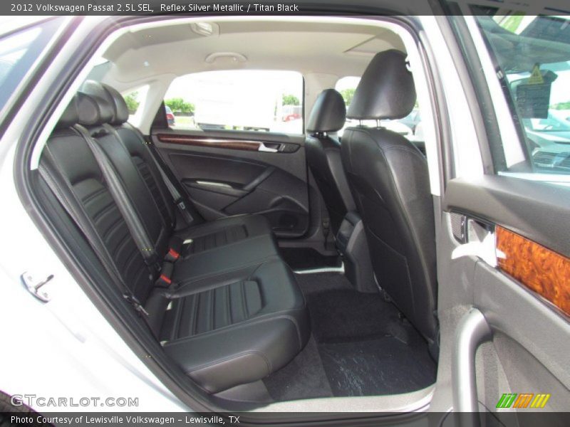 Reflex Silver Metallic / Titan Black 2012 Volkswagen Passat 2.5L SEL