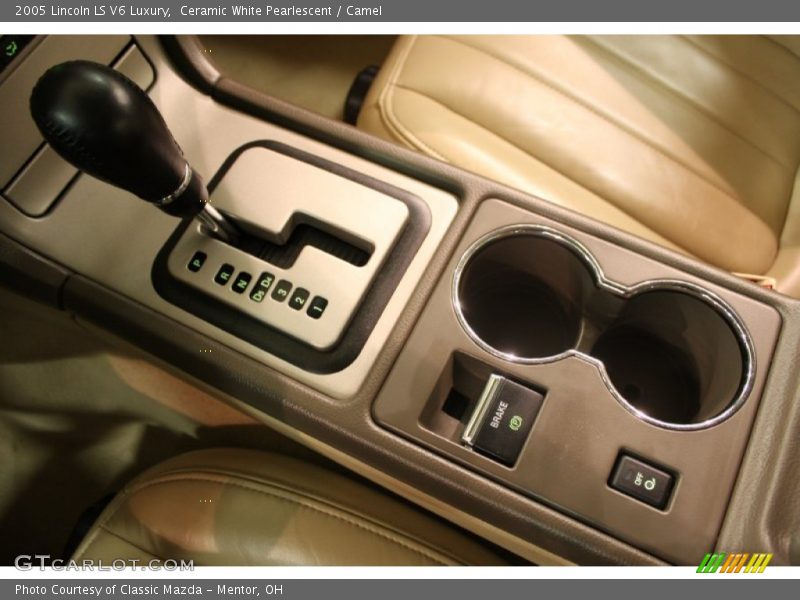 Ceramic White Pearlescent / Camel 2005 Lincoln LS V6 Luxury