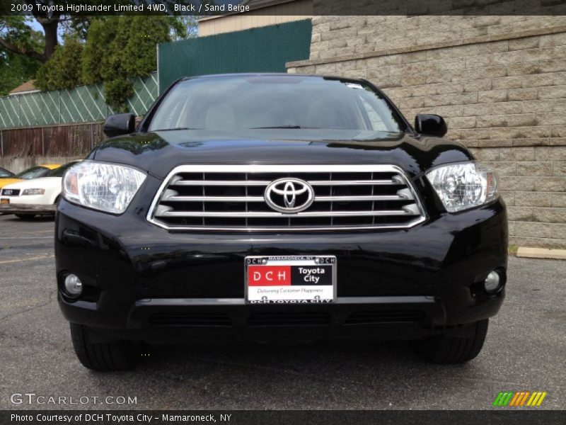 Black / Sand Beige 2009 Toyota Highlander Limited 4WD