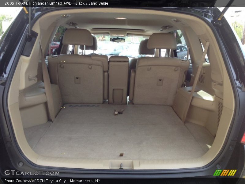 Black / Sand Beige 2009 Toyota Highlander Limited 4WD