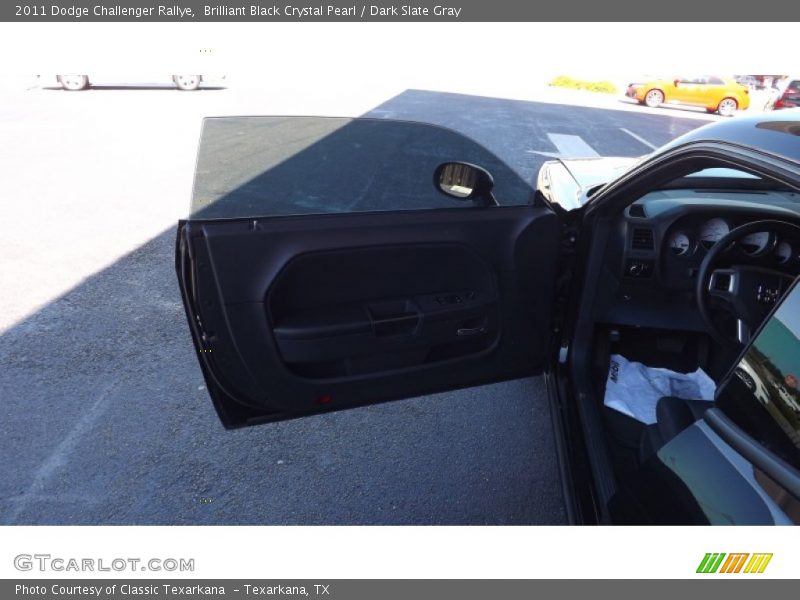 Brilliant Black Crystal Pearl / Dark Slate Gray 2011 Dodge Challenger Rallye