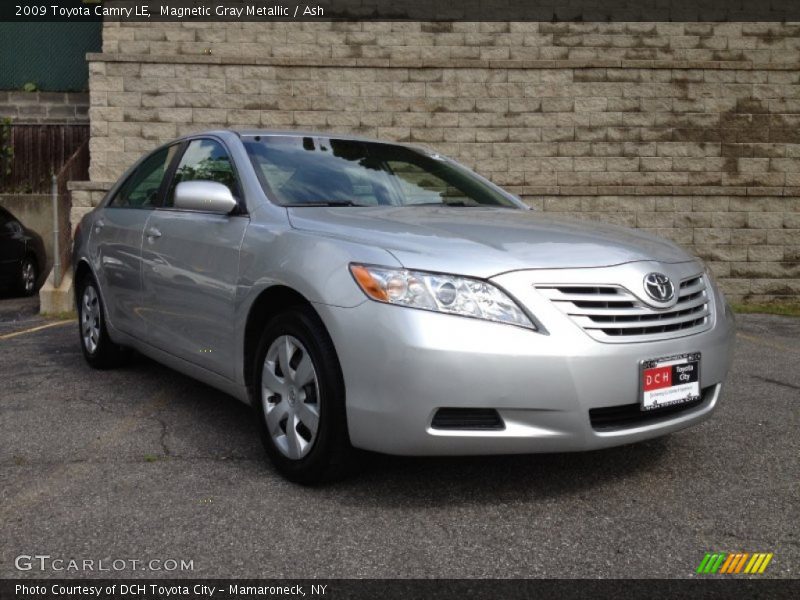Magnetic Gray Metallic / Ash 2009 Toyota Camry LE