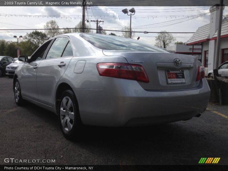 Magnetic Gray Metallic / Ash 2009 Toyota Camry LE