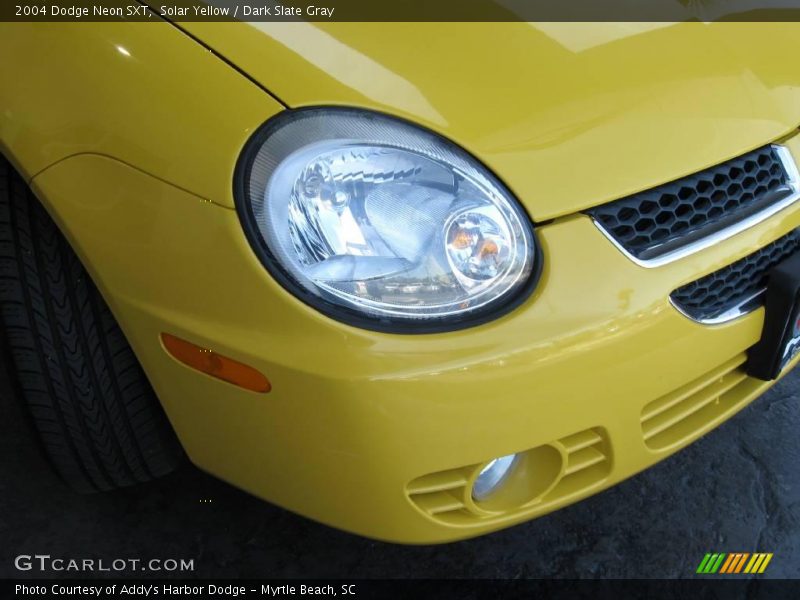 Solar Yellow / Dark Slate Gray 2004 Dodge Neon SXT