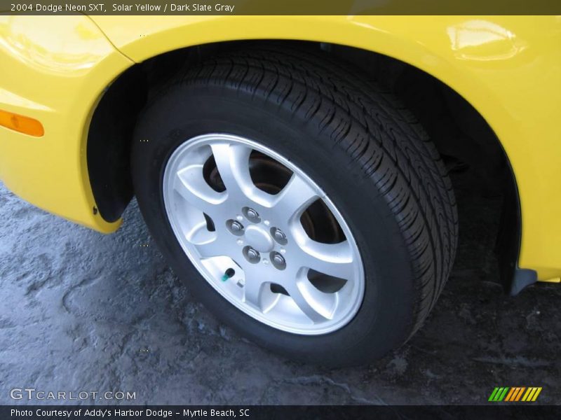 Solar Yellow / Dark Slate Gray 2004 Dodge Neon SXT