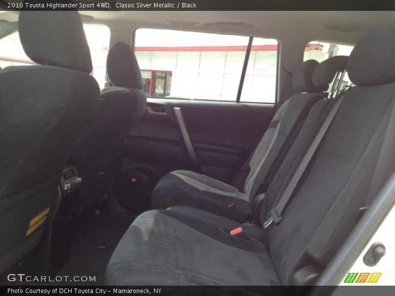 Classic Silver Metallic / Black 2010 Toyota Highlander Sport 4WD