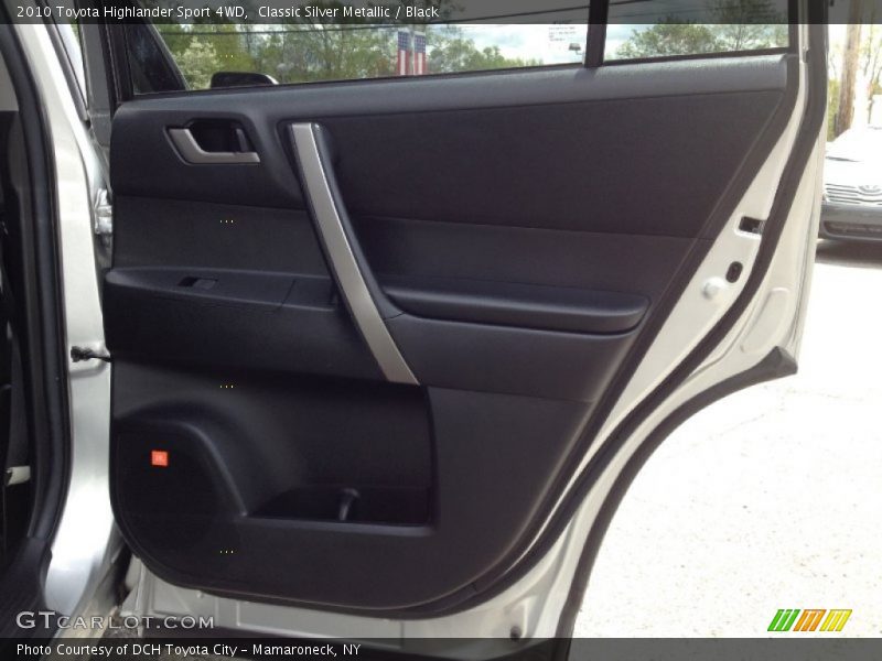 Classic Silver Metallic / Black 2010 Toyota Highlander Sport 4WD