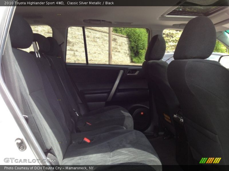 Classic Silver Metallic / Black 2010 Toyota Highlander Sport 4WD