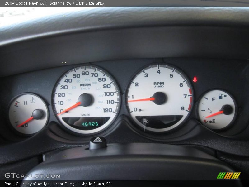 Solar Yellow / Dark Slate Gray 2004 Dodge Neon SXT