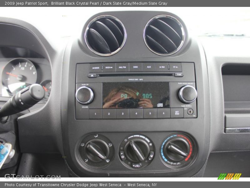 Brilliant Black Crystal Pearl / Dark Slate Gray/Medium Slate Gray 2009 Jeep Patriot Sport