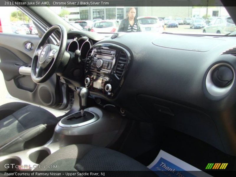 Chrome Silver / Black/Silver Trim 2011 Nissan Juke SV AWD