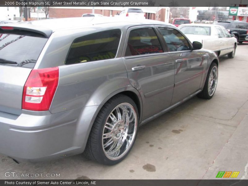 Silver Steel Metallic / Dark Slate Gray/Light Graystone 2006 Dodge Magnum SE