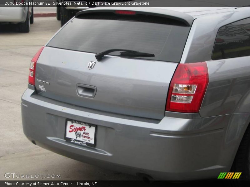 Silver Steel Metallic / Dark Slate Gray/Light Graystone 2006 Dodge Magnum SE