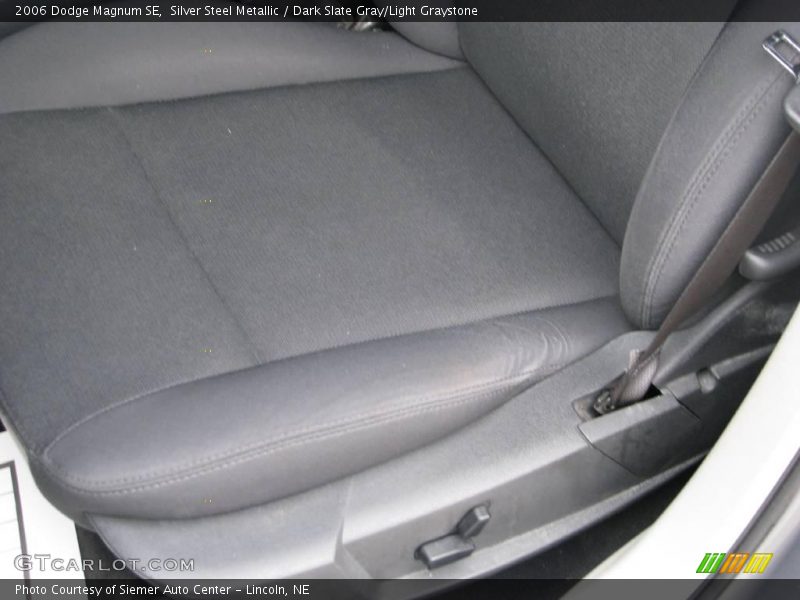 Silver Steel Metallic / Dark Slate Gray/Light Graystone 2006 Dodge Magnum SE