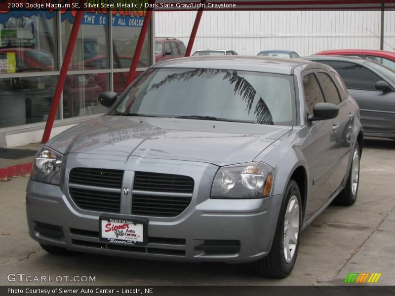 Silver Steel Metallic / Dark Slate Gray/Light Graystone 2006 Dodge Magnum SE