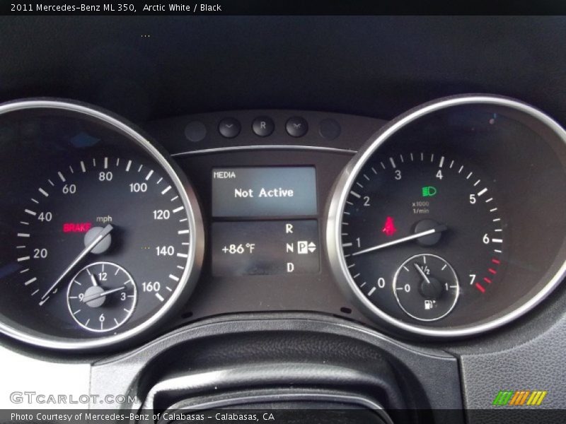 Arctic White / Black 2011 Mercedes-Benz ML 350