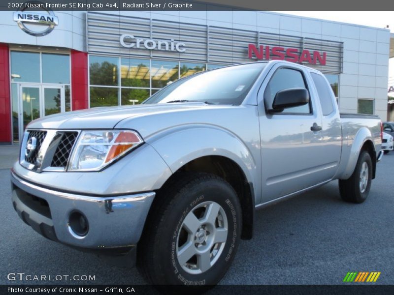 Radiant Silver / Graphite 2007 Nissan Frontier SE King Cab 4x4