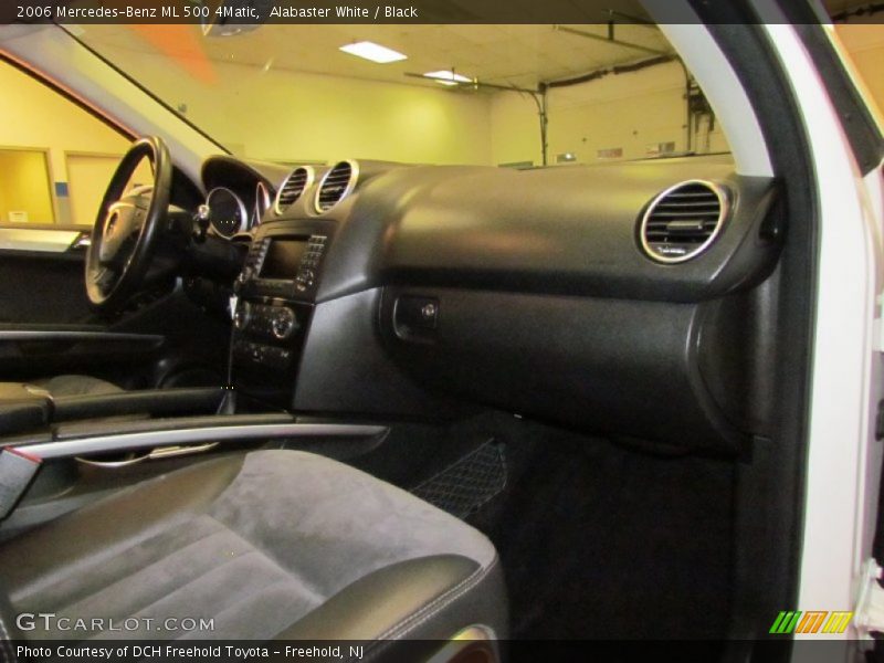 Alabaster White / Black 2006 Mercedes-Benz ML 500 4Matic