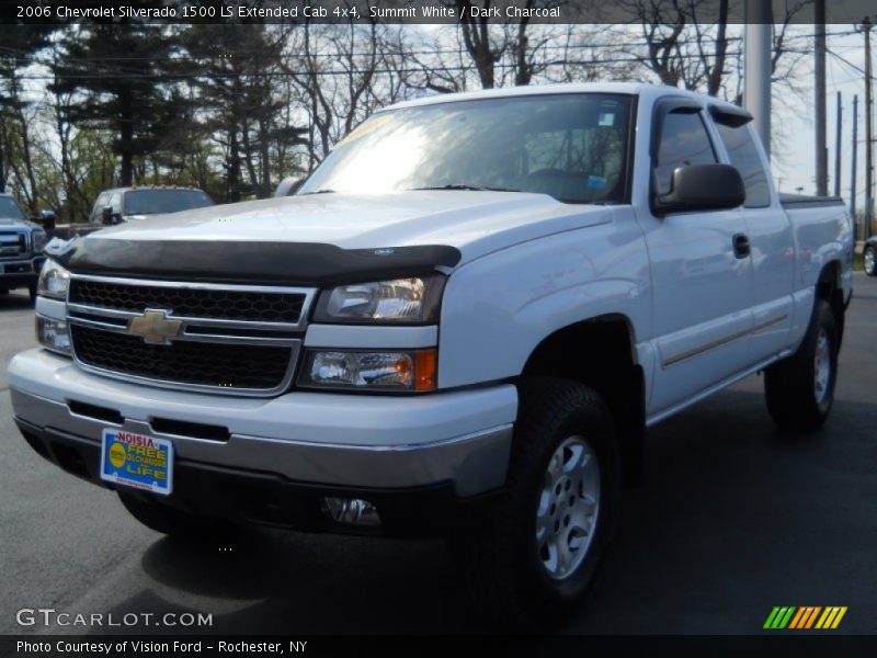 Summit White / Dark Charcoal 2006 Chevrolet Silverado 1500 LS Extended Cab 4x4