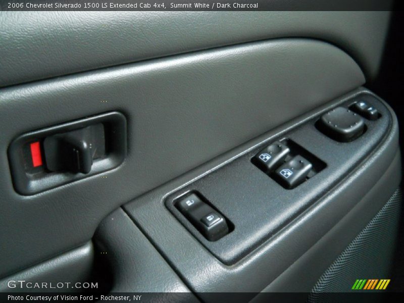 Summit White / Dark Charcoal 2006 Chevrolet Silverado 1500 LS Extended Cab 4x4