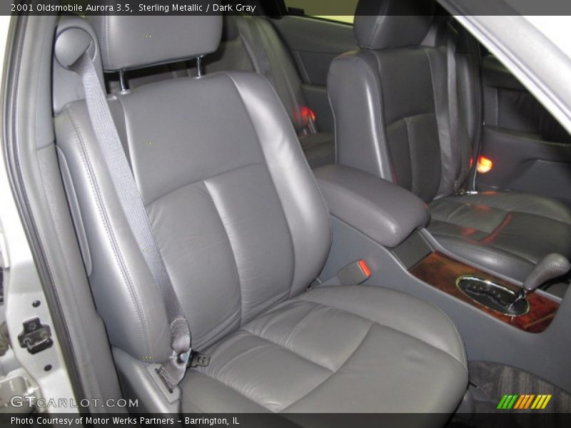 Sterling Metallic / Dark Gray 2001 Oldsmobile Aurora 3.5