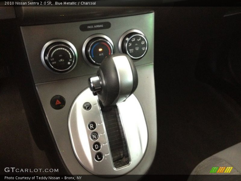 Blue Metallic / Charcoal 2010 Nissan Sentra 2.0 SR