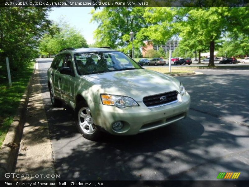 Champagne Gold Opal / Warm Ivory Tweed 2007 Subaru Outback 2.5i Wagon