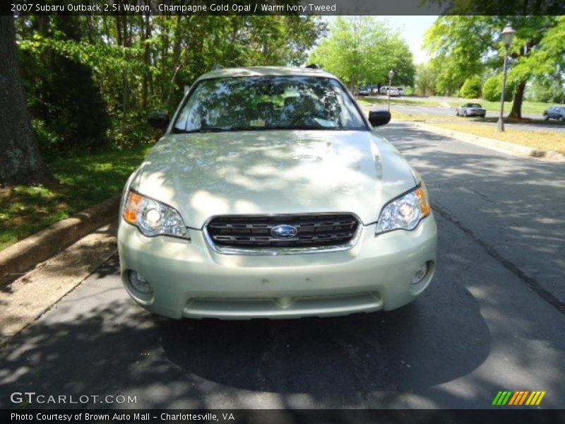 Champagne Gold Opal / Warm Ivory Tweed 2007 Subaru Outback 2.5i Wagon