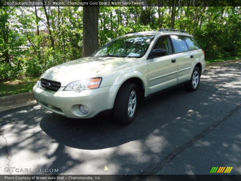 Champagne Gold Opal / Warm Ivory Tweed 2007 Subaru Outback 2.5i Wagon