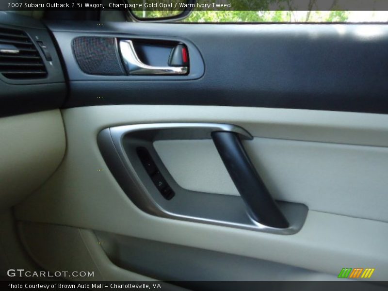 Champagne Gold Opal / Warm Ivory Tweed 2007 Subaru Outback 2.5i Wagon