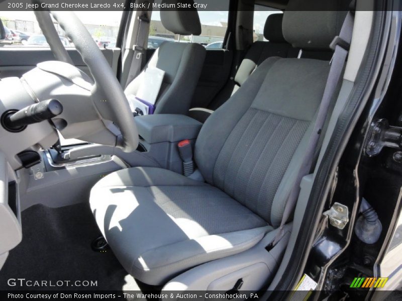 Black / Medium Slate Gray 2005 Jeep Grand Cherokee Laredo 4x4