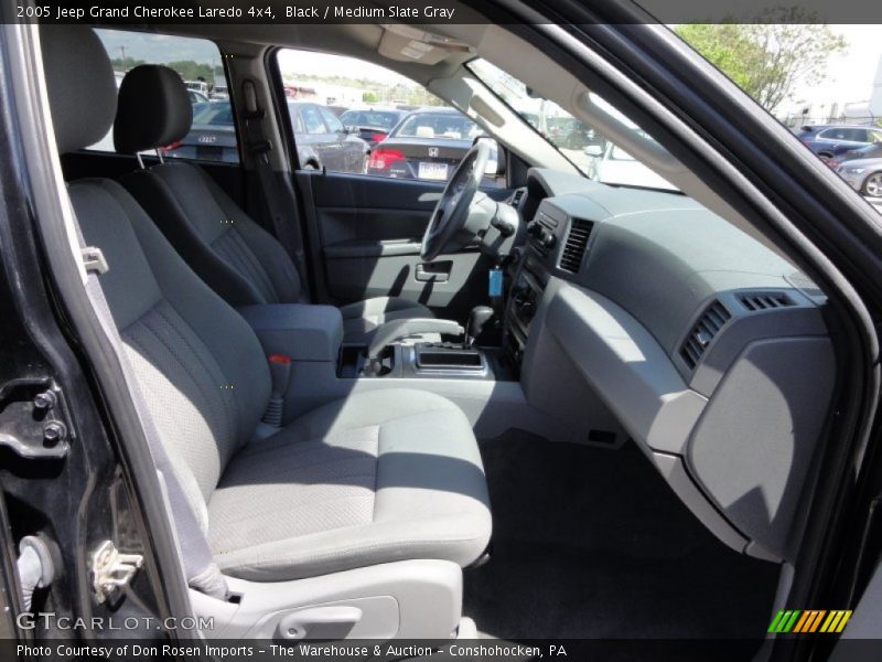 Black / Medium Slate Gray 2005 Jeep Grand Cherokee Laredo 4x4