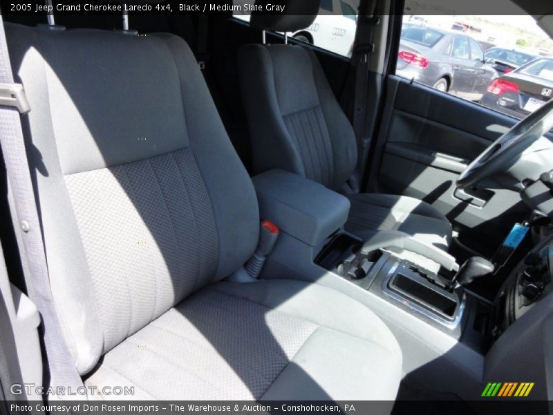 Black / Medium Slate Gray 2005 Jeep Grand Cherokee Laredo 4x4