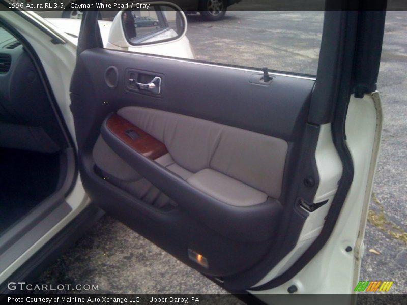 Cayman White Pearl / Gray 1996 Acura RL 3.5
