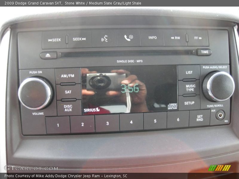 Stone White / Medium Slate Gray/Light Shale 2009 Dodge Grand Caravan SXT