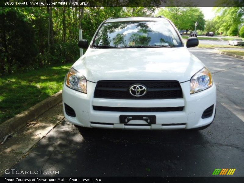 Super White / Ash Gray 2009 Toyota RAV4 I4