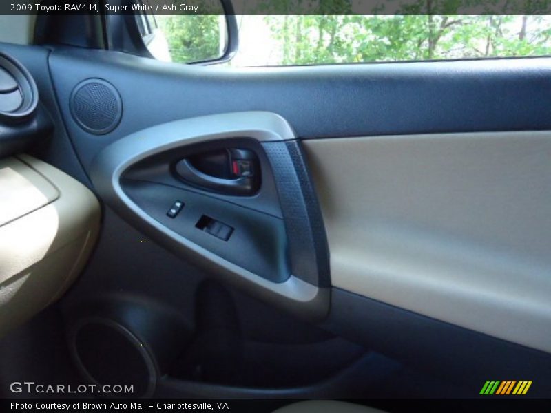 Super White / Ash Gray 2009 Toyota RAV4 I4